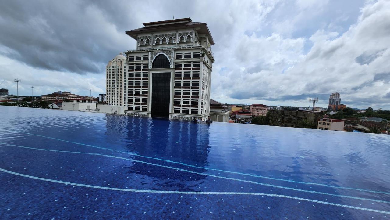 Nusa Luxurious Suite كوتا بْهارو المظهر الخارجي الصورة
